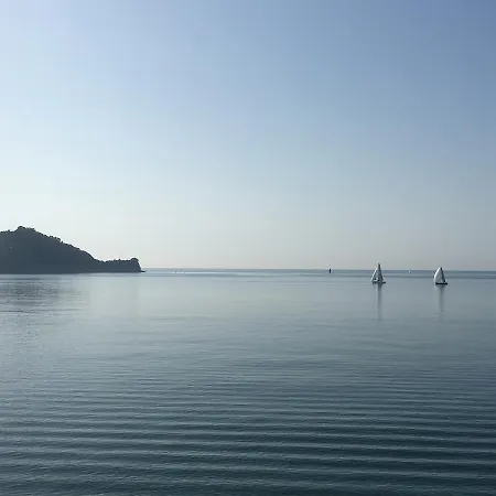 Ξενοδοχείο με διαμερίσματα Miky Αλμπένγκα