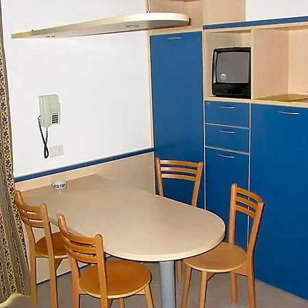 Miky Apartahotel