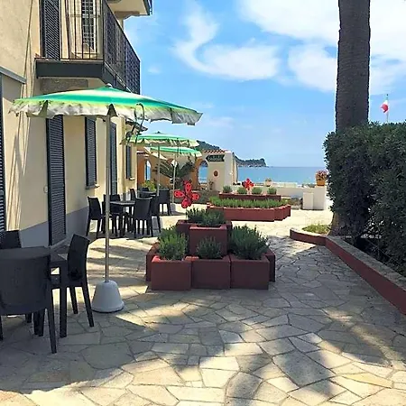 Apartahotel Miky Albenga